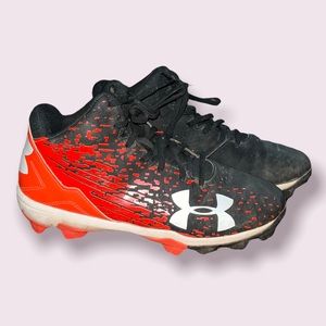 Kid’s Baseball Cleats